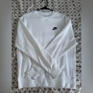 Never worn Nike crew